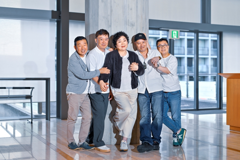 新国立劇場_焼肉ドラゴン_座談会_集合③_800